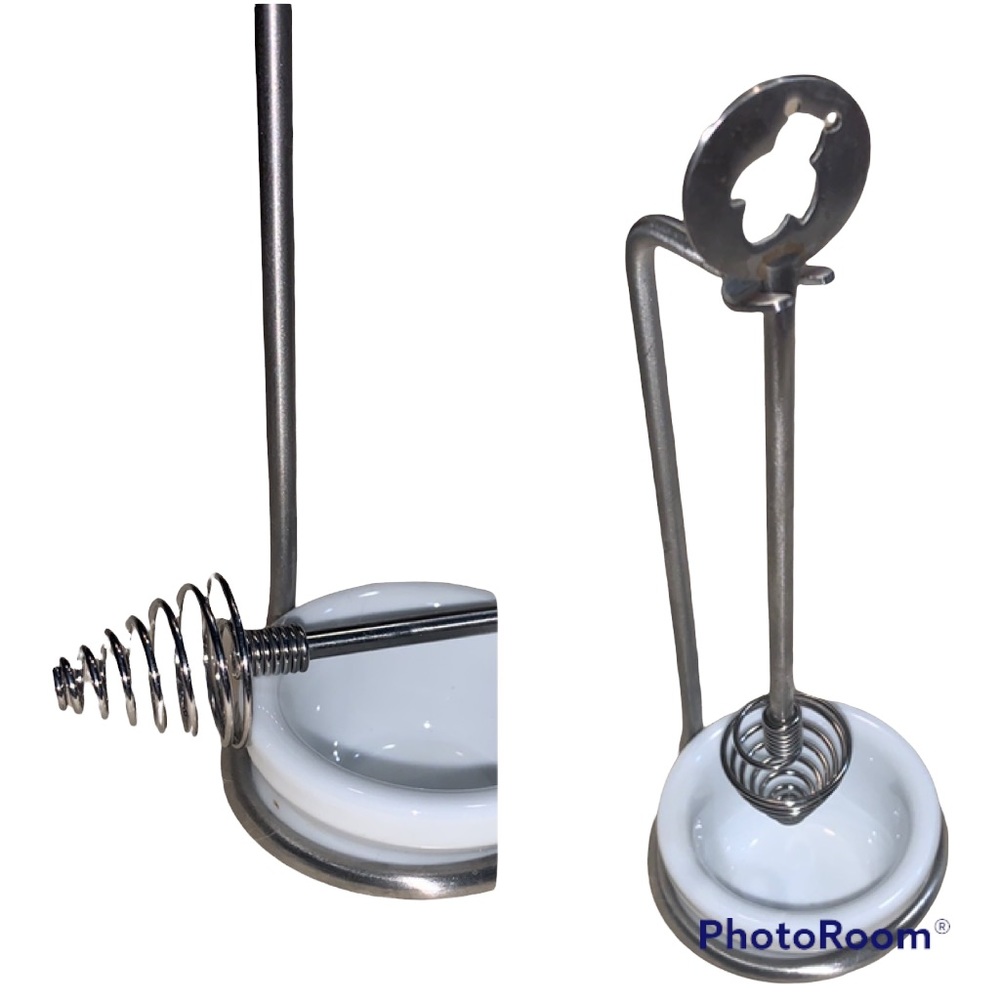 ⭐️2/$30⭐️Honey dipper, whisk and drip bowl